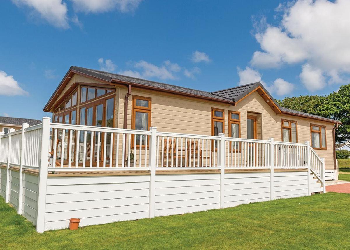 Mundesley Holiday Village Экстерьер фото