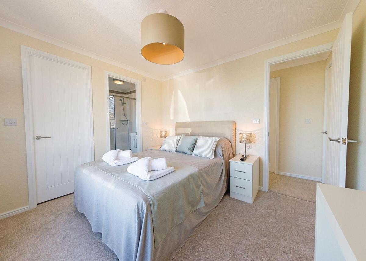 Mundesley Holiday Village Экстерьер фото