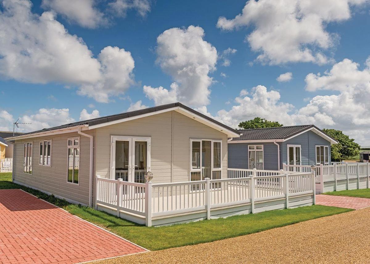 Mundesley Holiday Village Экстерьер фото