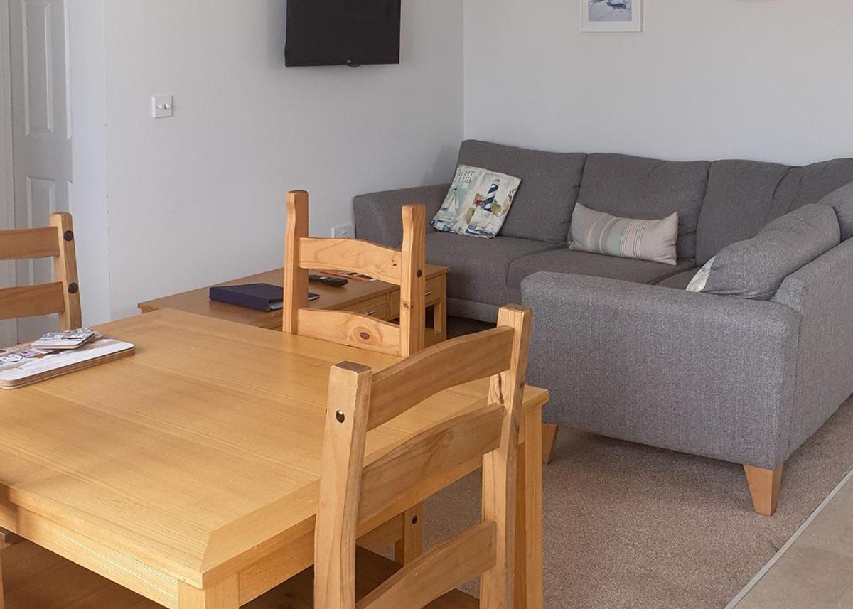 Mundesley Holiday Village Экстерьер фото