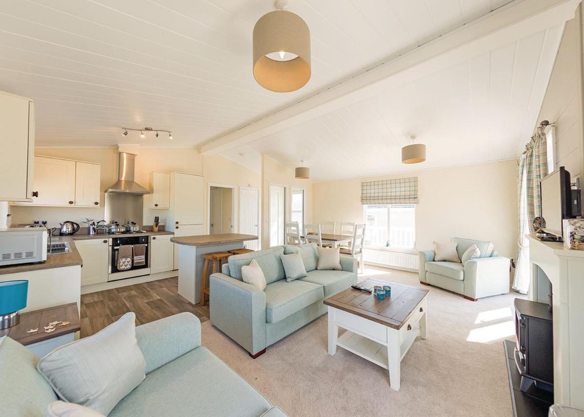 Mundesley Holiday Village Экстерьер фото