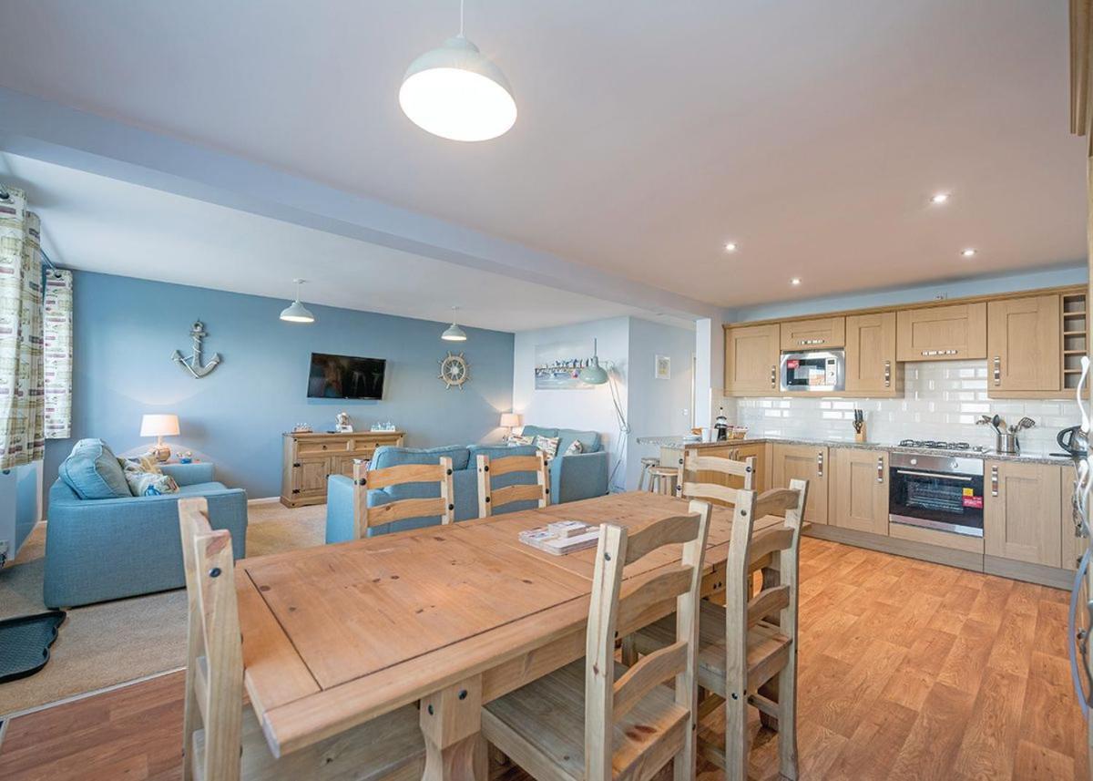 Mundesley Holiday Village Экстерьер фото
