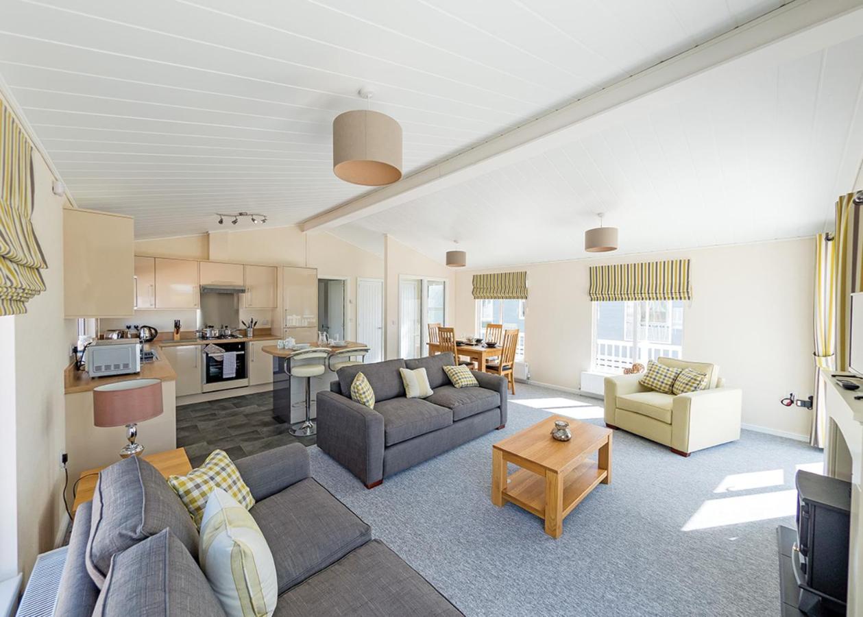 Mundesley Holiday Village Экстерьер фото