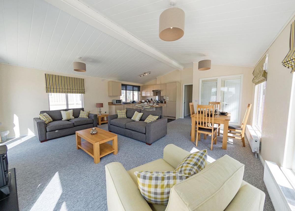 Mundesley Holiday Village Экстерьер фото