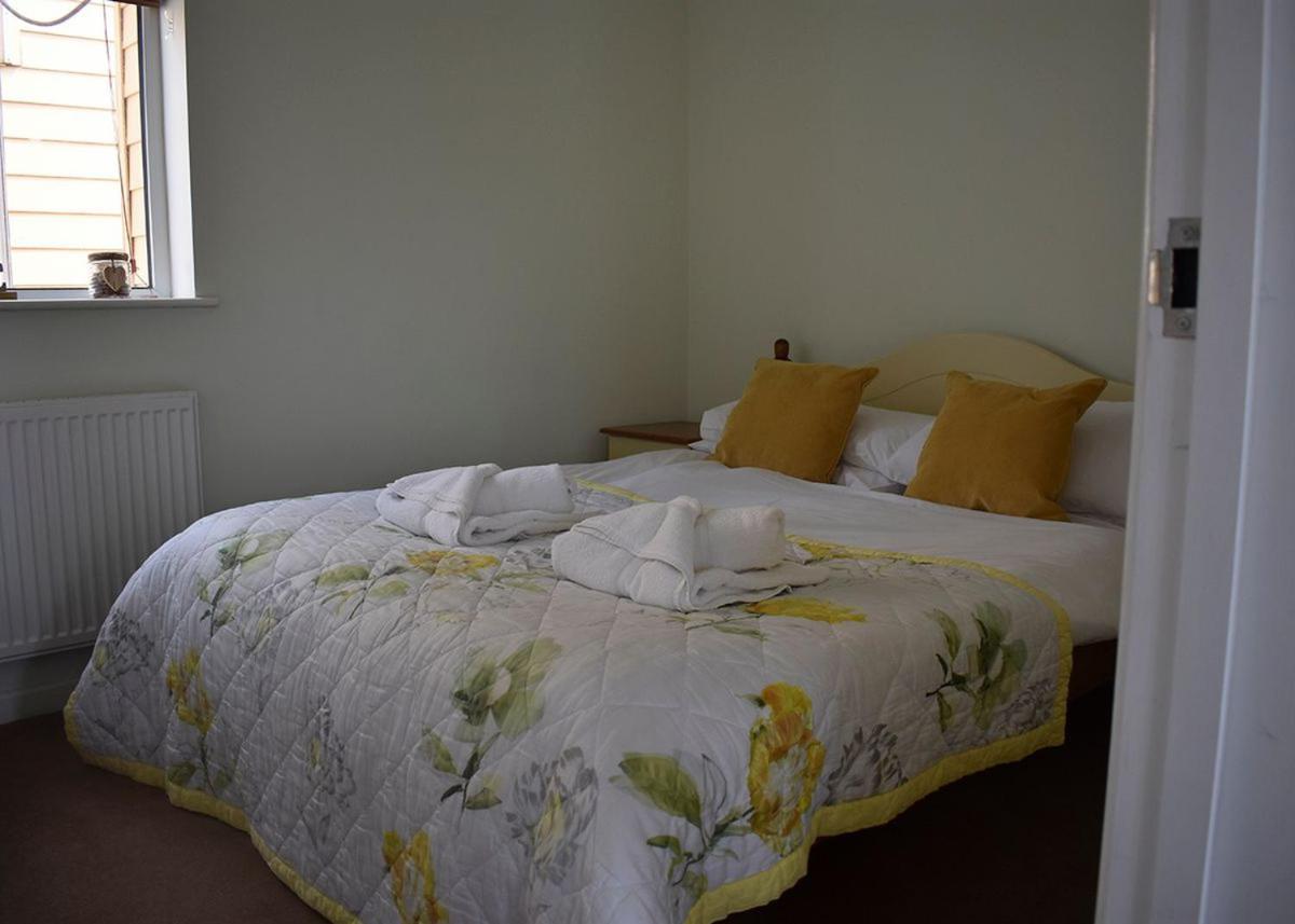 Mundesley Holiday Village Экстерьер фото